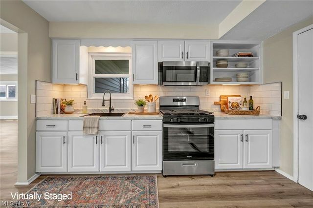 5863 Kimberly Drive, Bedford Heights, OH 44146