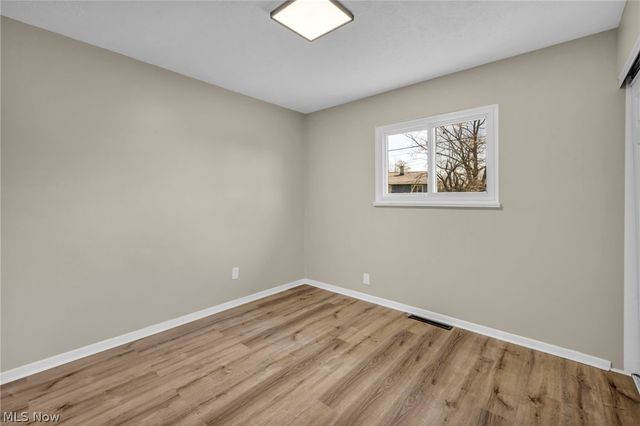 5863 Kimberly Drive, Bedford Heights, OH 44146