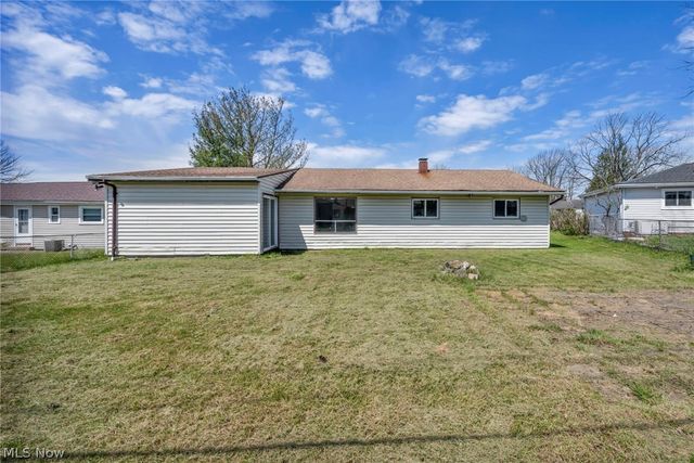 5863 Kimberly Drive, Bedford Heights, OH 44146