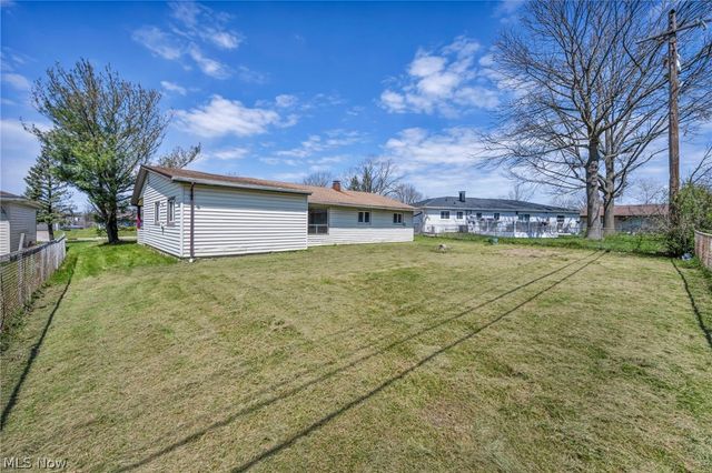 5863 Kimberly Drive, Bedford Heights, OH 44146