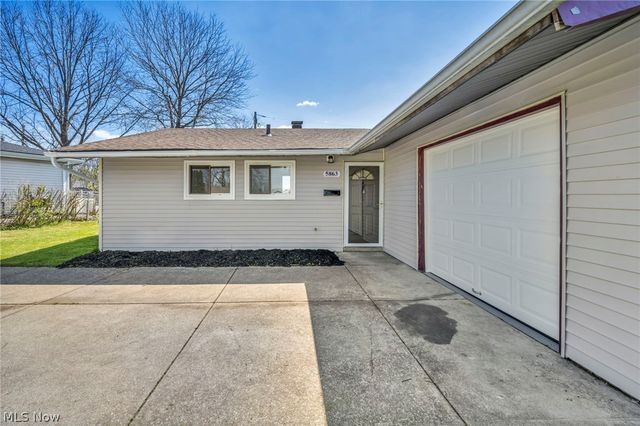 5863 Kimberly Drive, Bedford Heights, OH 44146