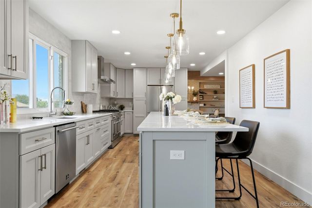 7528 Queen Circle, Arvada, CO 80005
