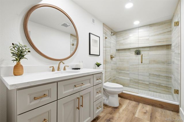 7528 Queen Circle, Arvada, CO 80005
