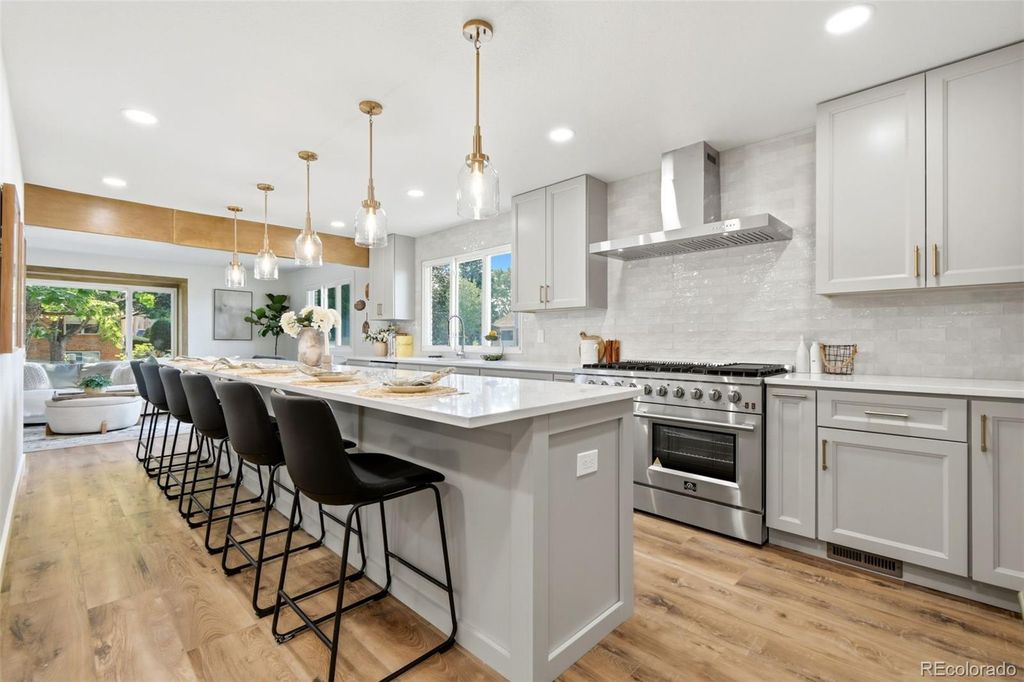 7528 Queen Circle, Arvada, CO 80005