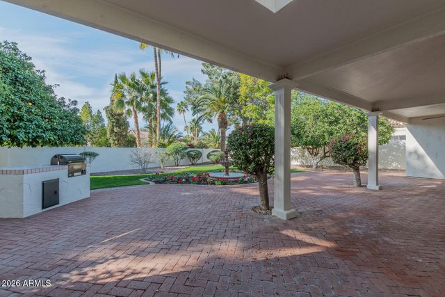 10125 E CARON Street, Scottsdale, AZ 85258