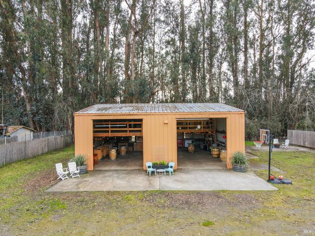 2103 Bodega Ave, Petaluma, CA 94952