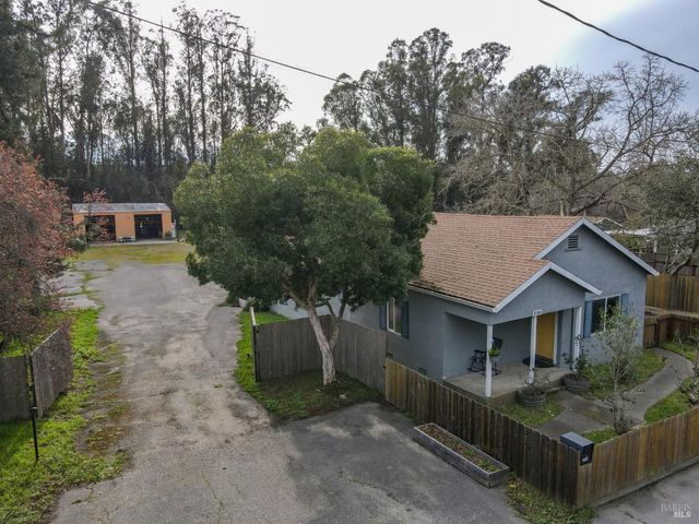 2103 Bodega Ave, Petaluma, CA 94952