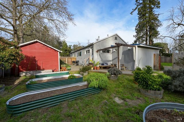 2103 Bodega Ave, Petaluma, CA 94952