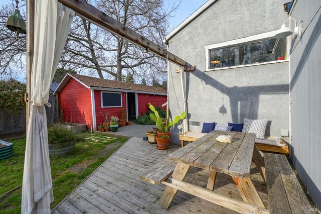 2103 Bodega Ave, Petaluma, CA 94952