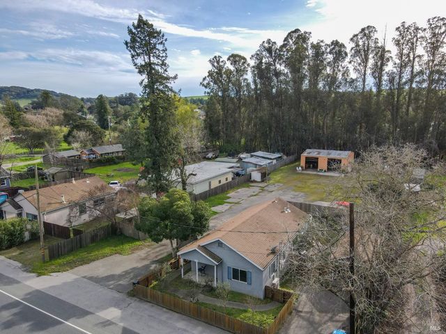 2103 Bodega Ave, Petaluma, CA 94952