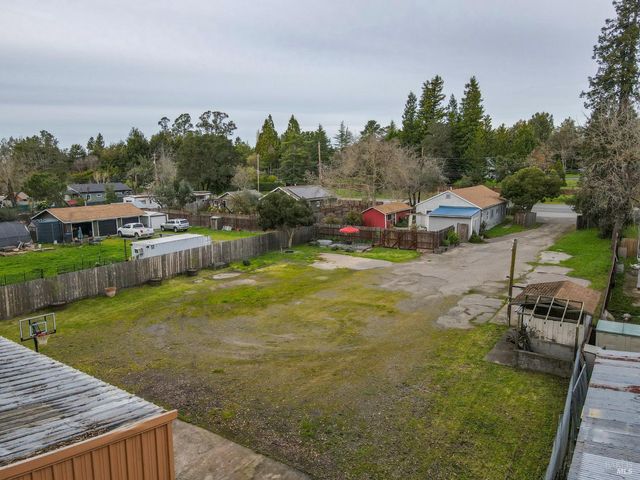 2103 Bodega Ave, Petaluma, CA 94952