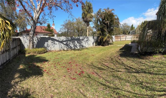 1686 SMITH LANE, Palm Harbor, FL 34683