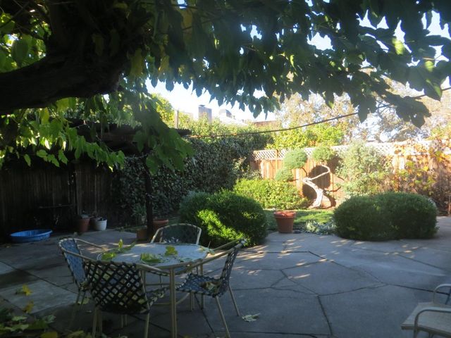 230 Park Avenue, San Carlos, CA 94070
