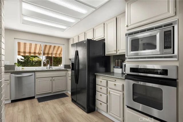 536 Silver Canyon Way, Brea, CA 92821