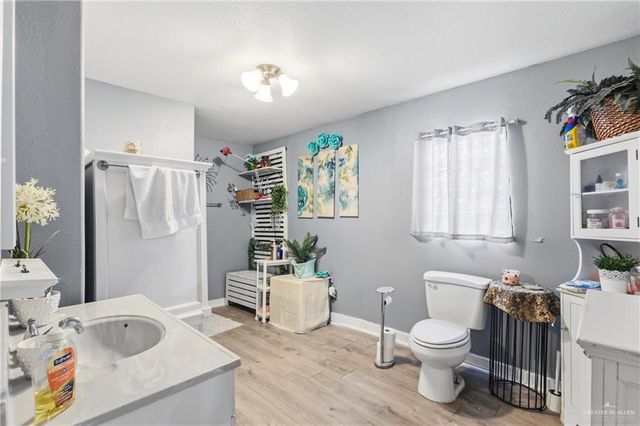 1018 S West Street, Harlingen, TX 78550