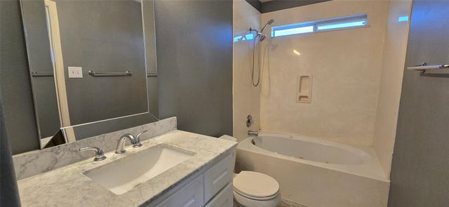 13115 Ridgewood Knoll Lane, Houston, TX 77047