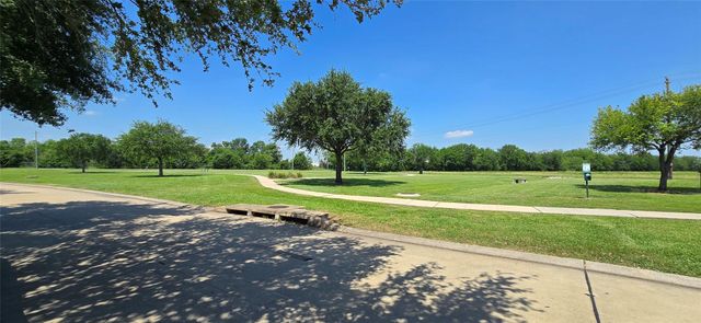 13115 Ridgewood Knoll Lane, Houston, TX 77047