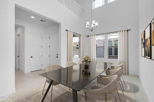 7670 W CRABAPPLE Drive, Peoria, AZ 85383