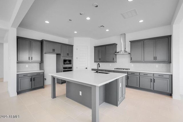 7670 W CRABAPPLE Drive, Peoria, AZ 85383