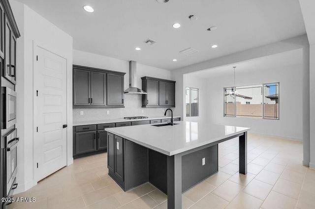 7670 W CRABAPPLE Drive, Peoria, AZ 85383