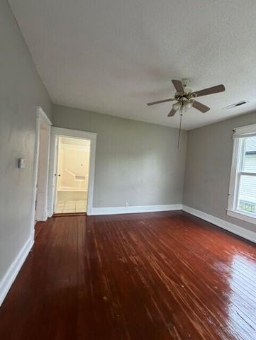 906 N Kansas Expressway, Springfield, MO 65802