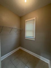 906 N Kansas Expressway, Springfield, MO 65802