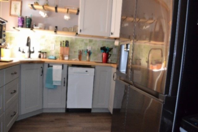 688 Boone Ridge Rd, Jamestown, TN 38556