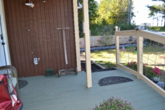 688 Boone Ridge Rd, Jamestown, TN 38556