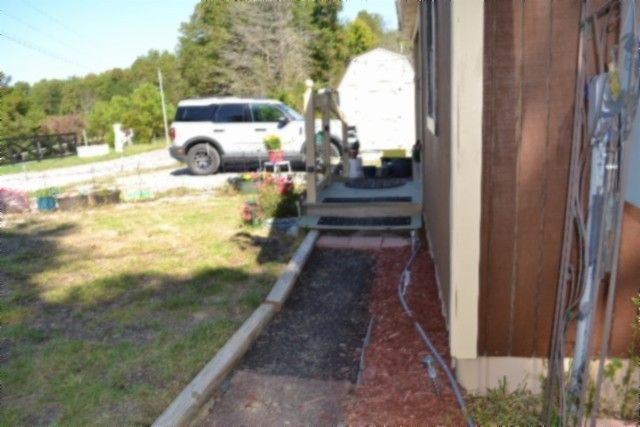 688 Boone Ridge Rd, Jamestown, TN 38556