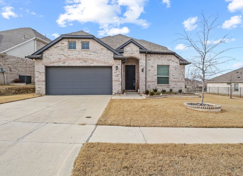 5321 Waterview Court, Haltom City, TX 76137