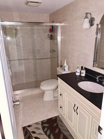 5200 NE 24th Terrace C303, Fort Lauderdale, FL 33308