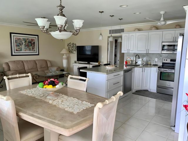 5200 NE 24th Terrace C303, Fort Lauderdale, FL 33308