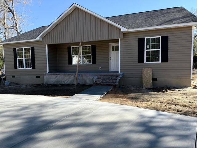 142 Rosewood Drive, Barnwell, SC 29812