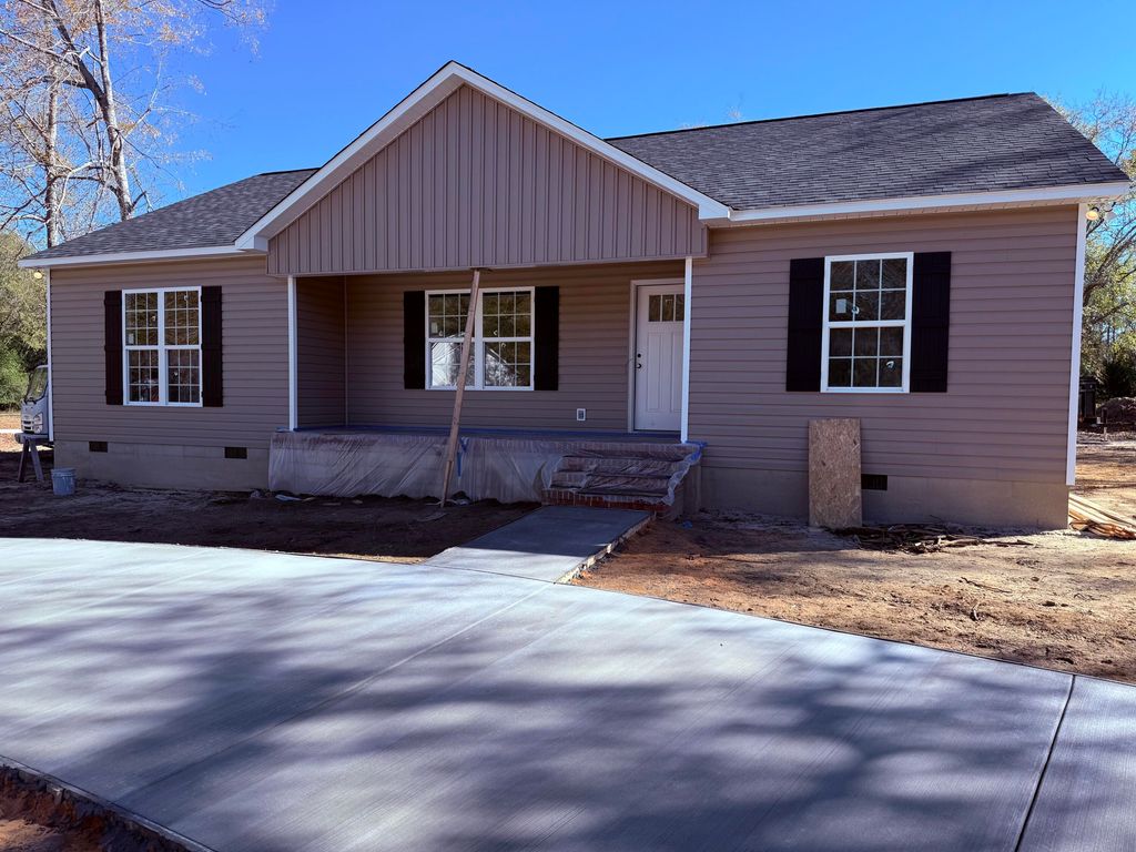 142 Rosewood Drive, Barnwell, SC 29812