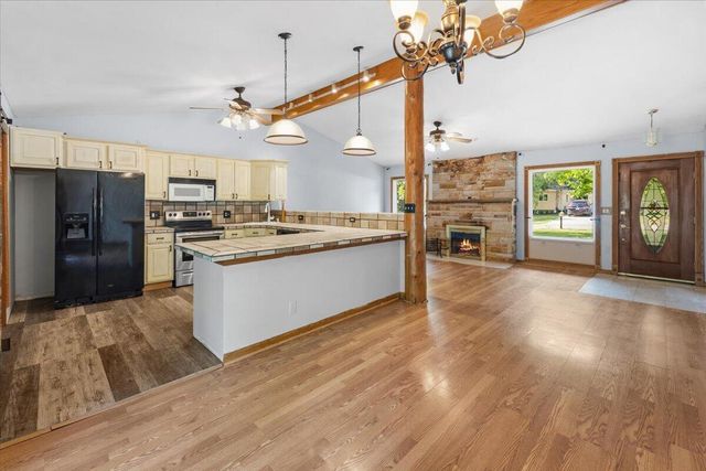 210 Beaver Street, Brighton, MI 48116