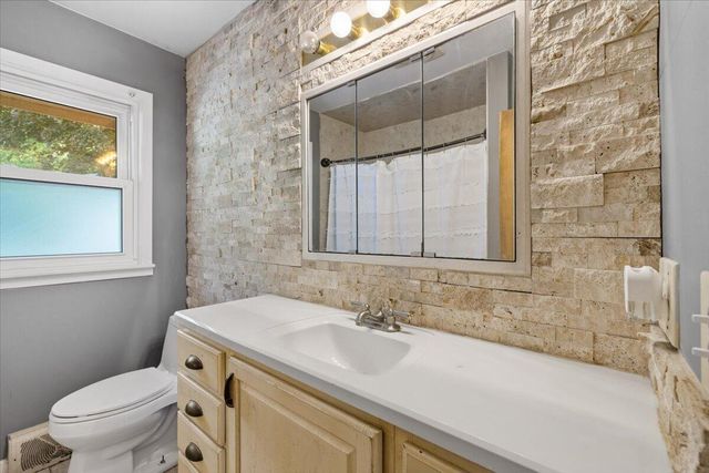 210 Beaver Street, Brighton, MI 48116