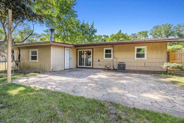 210 Beaver Street, Brighton, MI 48116