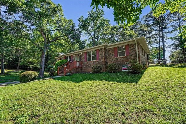 2913 Vogue Drive, Douglasville, GA 30134