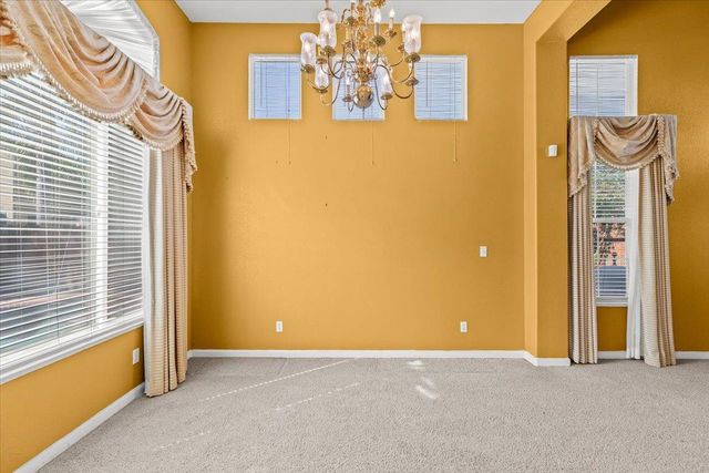 2050 Geneva Way, Manteca, CA 95337