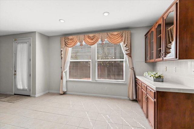 2050 Geneva Way, Manteca, CA 95337