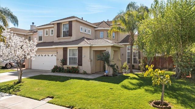 2050 Geneva Way, Manteca, CA 95337