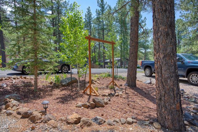 17090 S IRON SPRINGS Road, Munds Park, AZ 86017