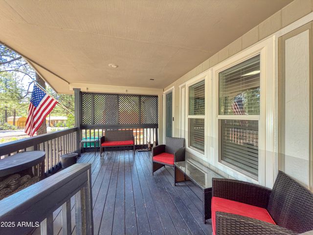 17090 S IRON SPRINGS Road, Munds Park, AZ 86017