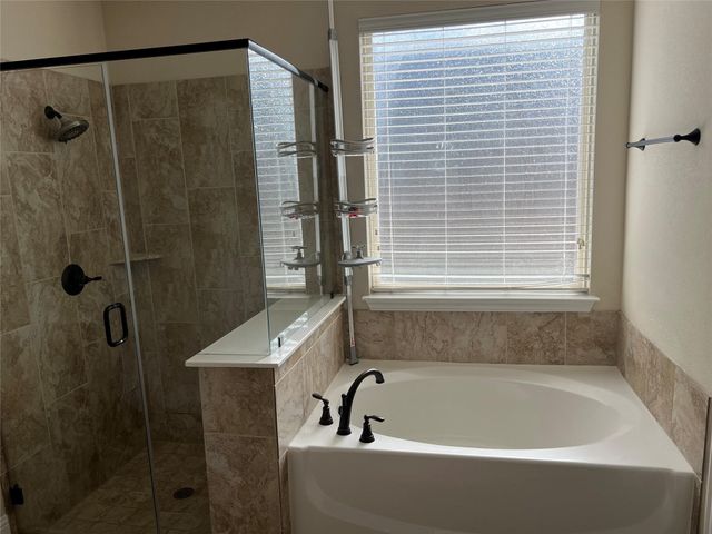 1319 Lantern Faith Drive, Wylie, TX 75098