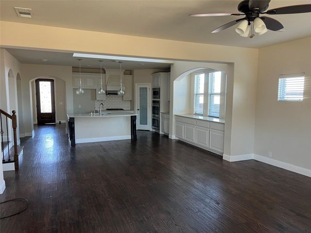 1319 Lantern Faith Drive, Wylie, TX 75098