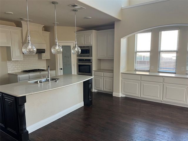 1319 Lantern Faith Drive, Wylie, TX 75098