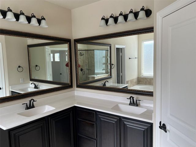 1319 Lantern Faith Drive, Wylie, TX 75098