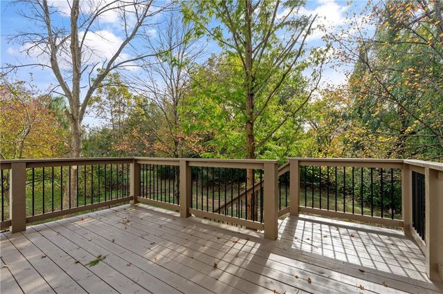 15457 W 155th Terrace, Olathe, KS 66062