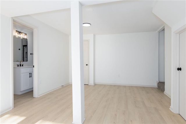 15457 W 155th Terrace, Olathe, KS 66062