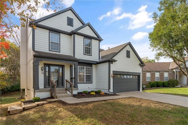 15457 W 155th Terrace, Olathe, KS 66062